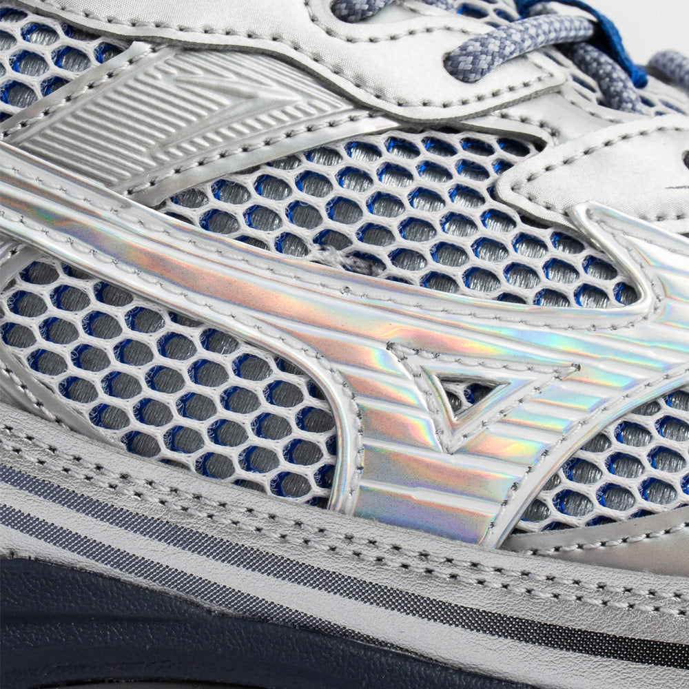 Mizuno | MXR Space Lights Pack Shoes 'Silver' – Hatchet Outdoor